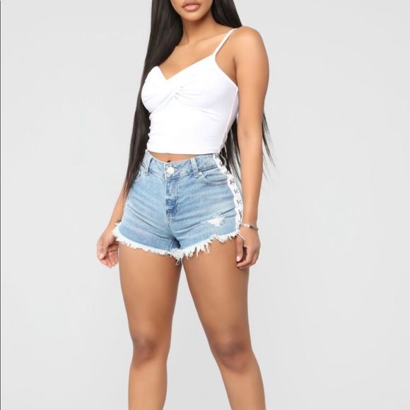 High-waist Denim Shorts Embellished Sides - Picture 2 of 11